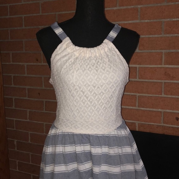 🕊TRIXXI🕊LACE AND STRIPED HANDKERCHIEF DRESS🕊 - Picture 3 of 6